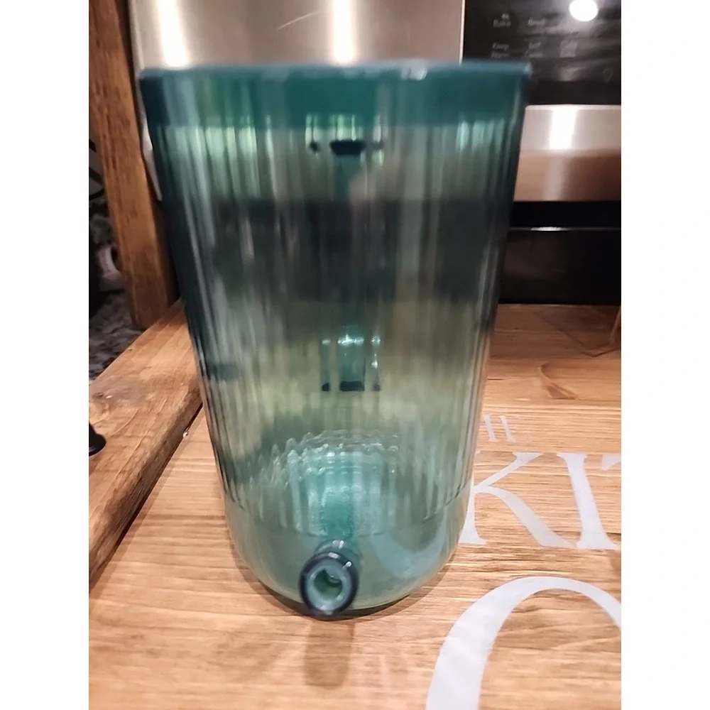 Watering Can for Indoor Plants Or Flowers 34oz - Green‎